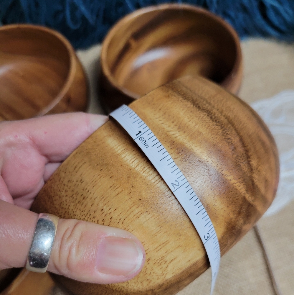 Lot of 4 vintage acacia wood 6 ×3 bowls - Picture 4 of 12